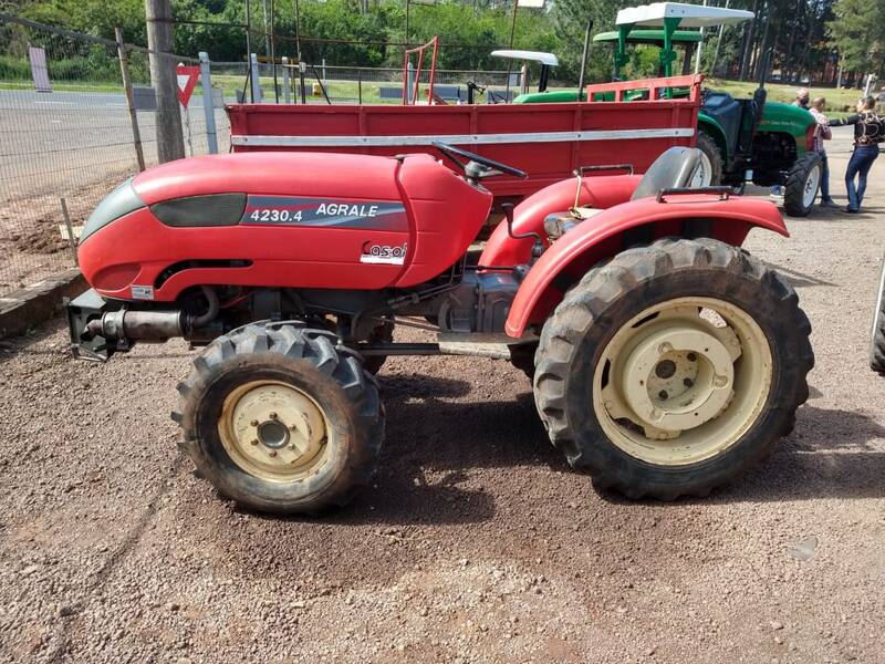 TRATOR AGRALE 4230.4 - ANO 2004 (DIE-2339) VENDIDO